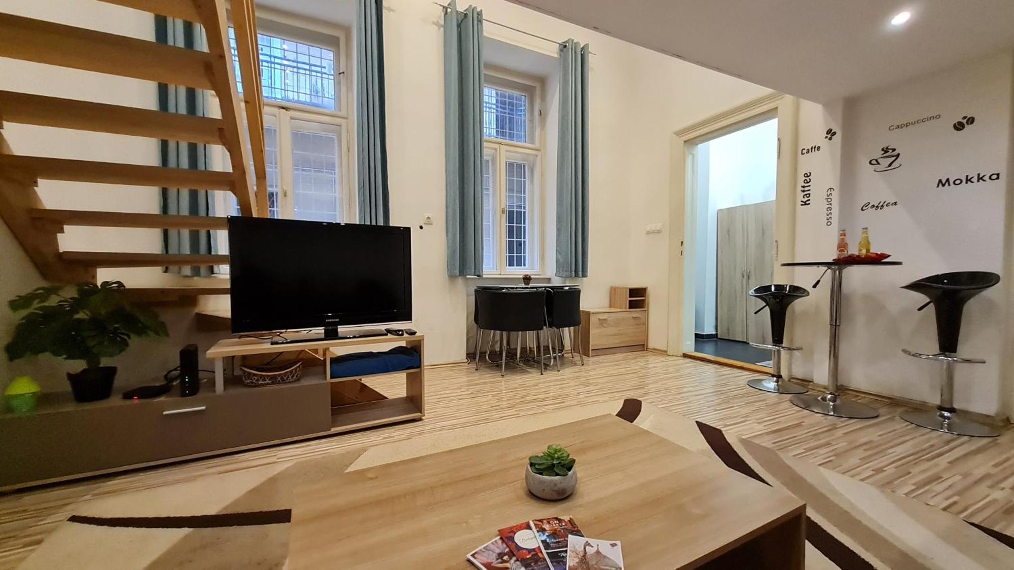 Maxim Apartman Budapest Esterno foto